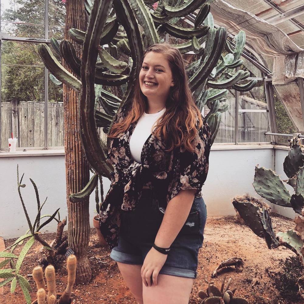Meet your Posher, Chloe
